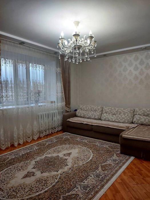 Продам трехкомнатную квартиру