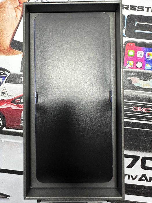 SAMUNG GALAXY Z flip7 /CreativAmanet