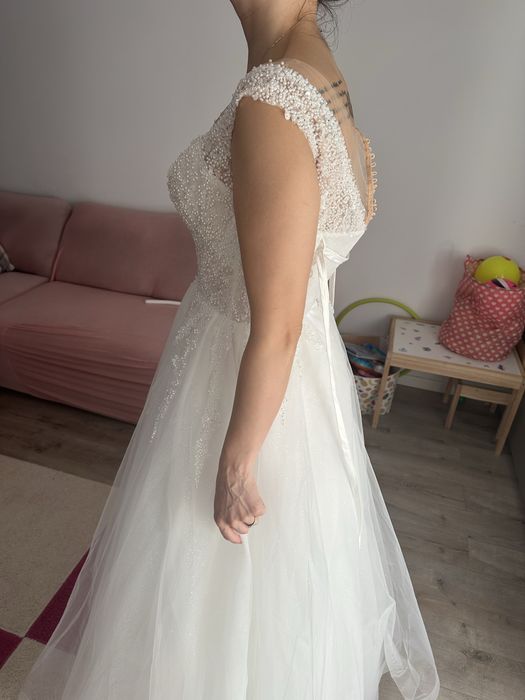 Rochie mireasa si vual NOI , nepurtate