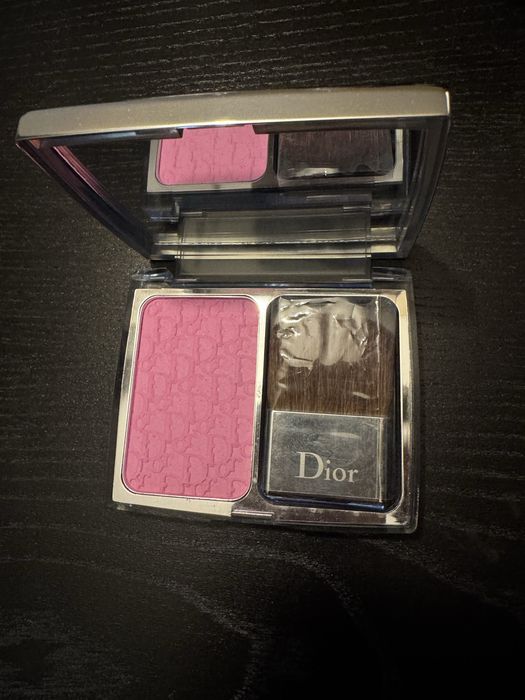 Оригинален руж - Dior Rosy Glow 001 Pink