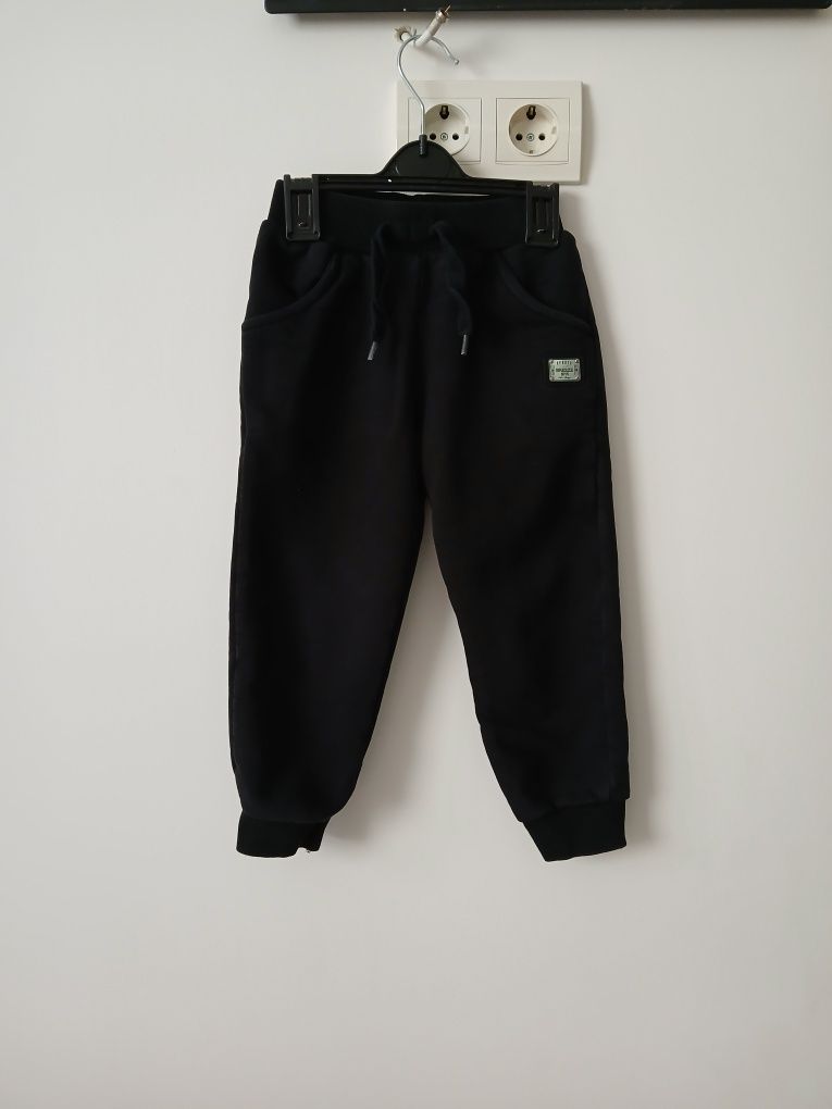 Дрехи Zara ,h&m 3-4 години