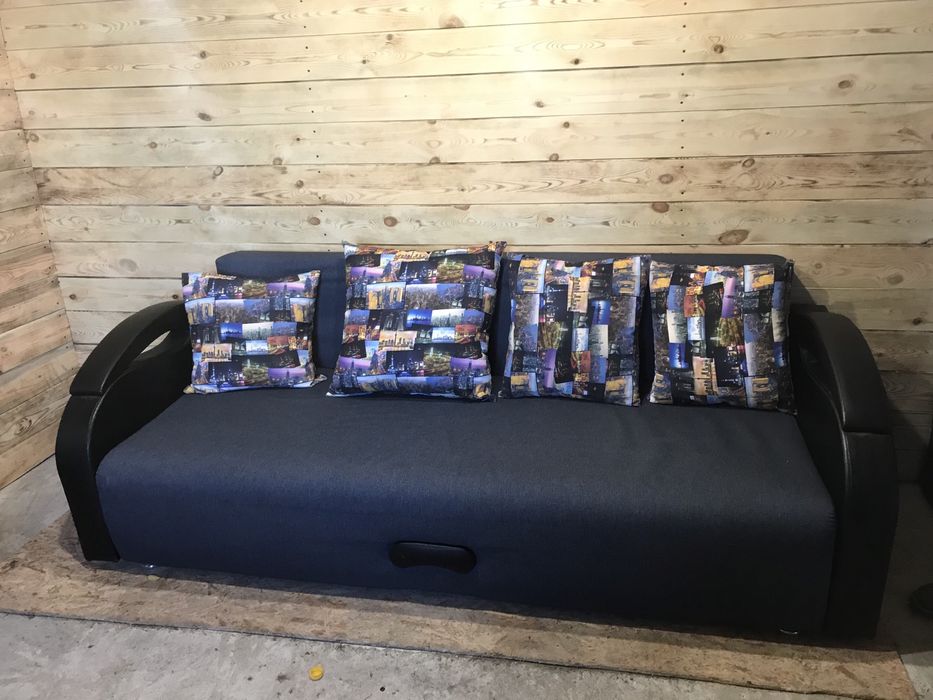 Продам диван в отличном состоянии