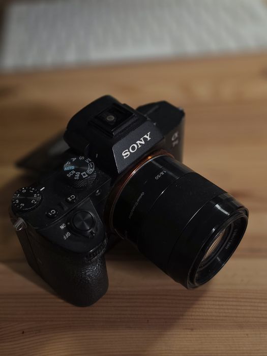 Sony A7III + obiectiv 50/1.8