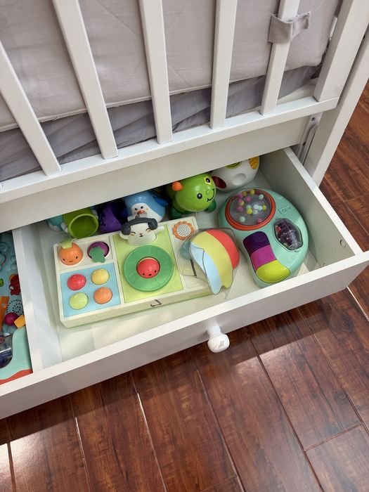 Детская кроватка