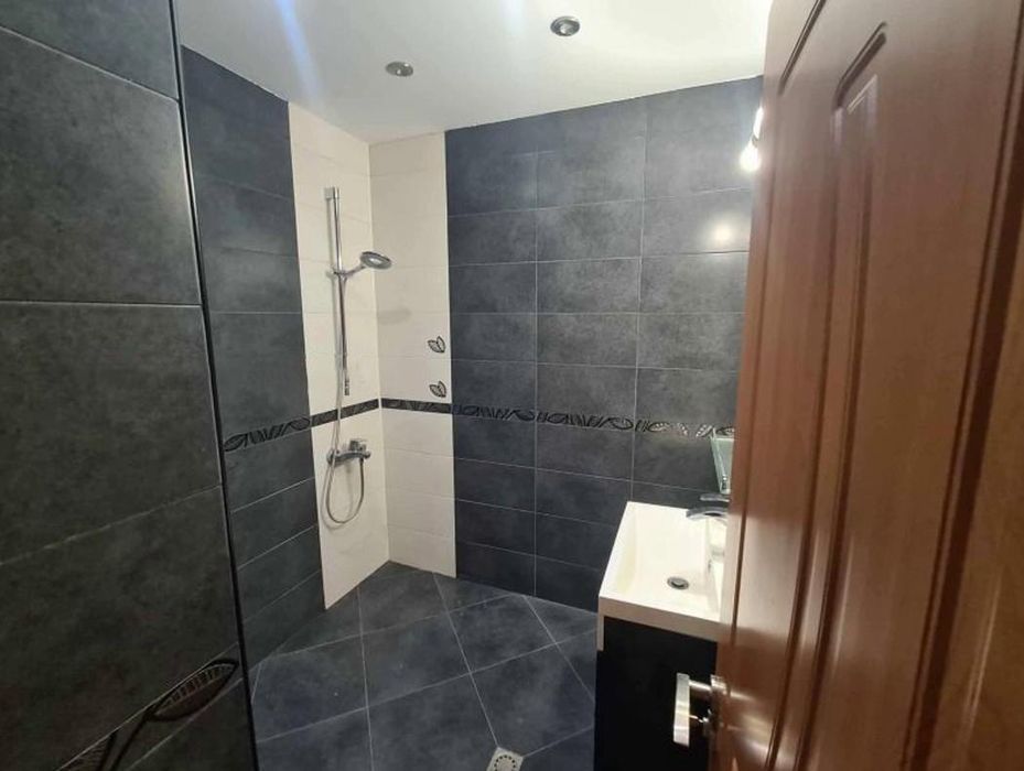 Дава се под наем Тристаен апартамент в София, Люлин 6 - 113 кв.м за 700 € - Снимка #6