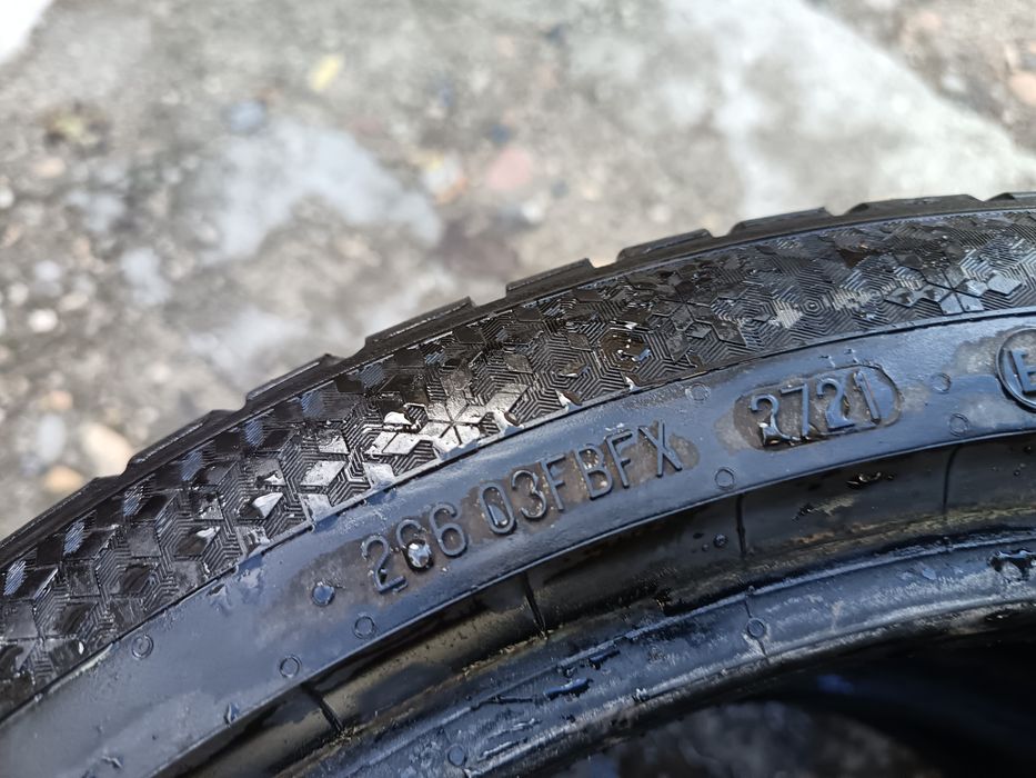 Anvelope MS iarna 225 40 18 continental 2021 și 2024 5.5-6.5mm