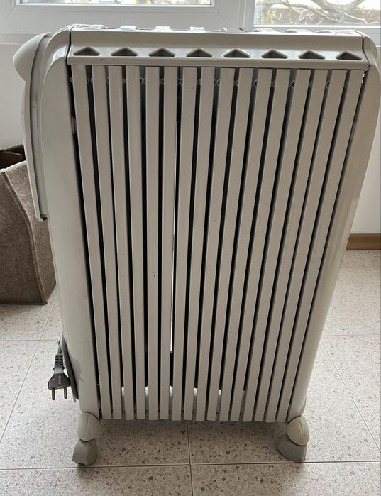 Маслен радиатор DeLonghi TRD4 1025 DRAGON, 2500W