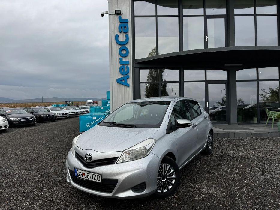 Toyota Yaris Toyota Yaris // 2012 // AC