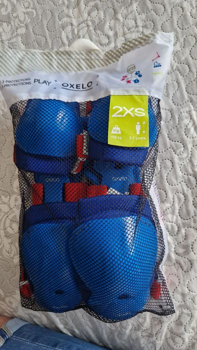 Set de 3 protecții genunchiere, cotiere și încheieturi