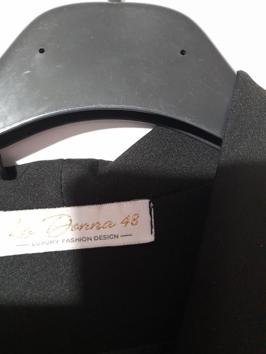 Rochie neagra tip sacou mar 48