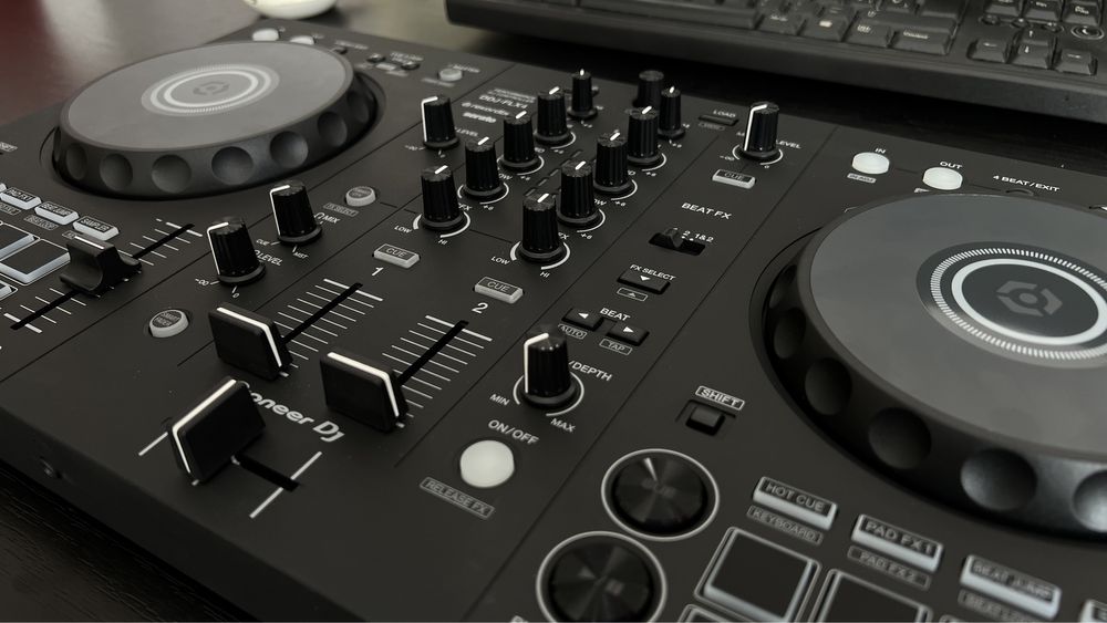 Consola Pionner DJ DDJ-FLX4