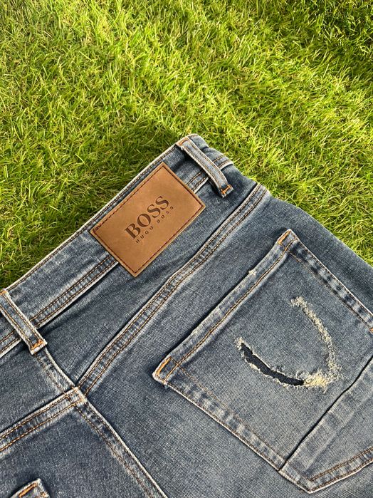 Мъжки дънки : Hugo Boss Tapered Fit 32