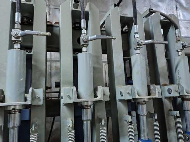 Lisy Dvorak Press LH2 – Presă hidraulică industrială