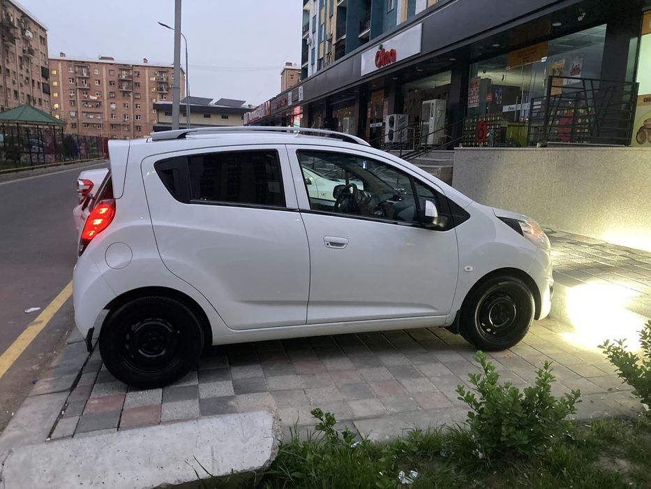 Chevrolet Spark 2021 AT 8.200