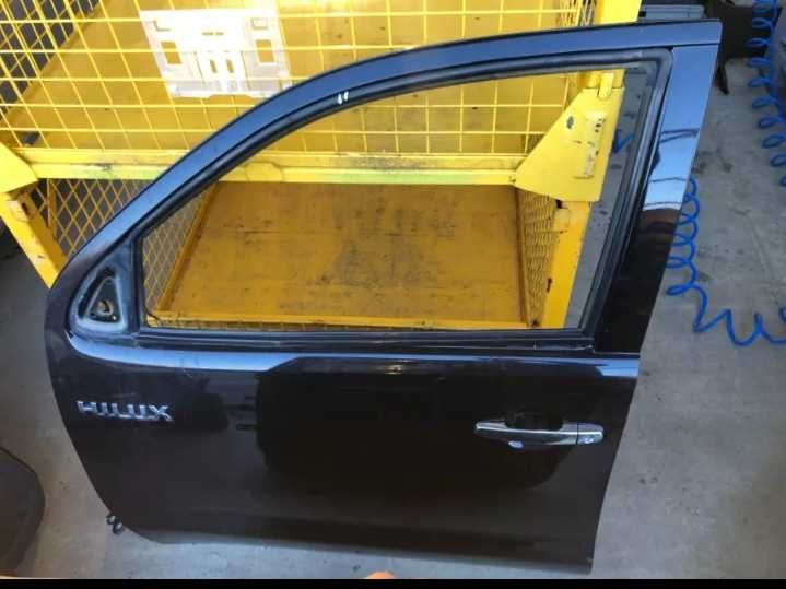 Usa stanga dreapta Hilux 2006 - 2015