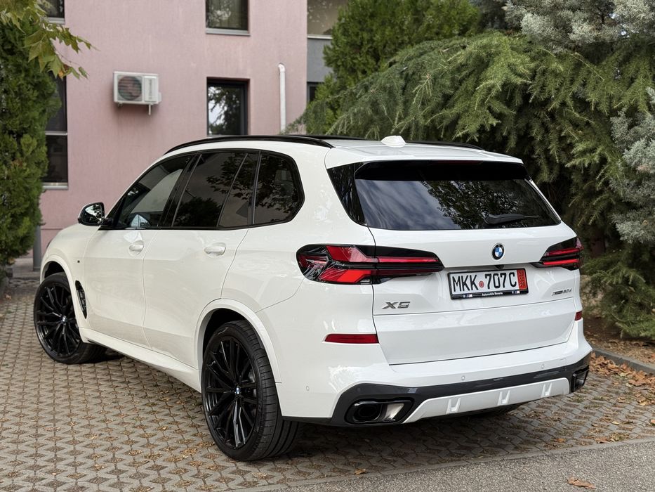 BMW NEW X5 X-Drive 3.0d 298 Cp M-PRO PAKET Grila Luminata Head up Pano