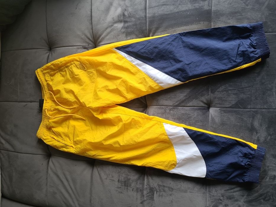 pantaloni trening nike marimea s