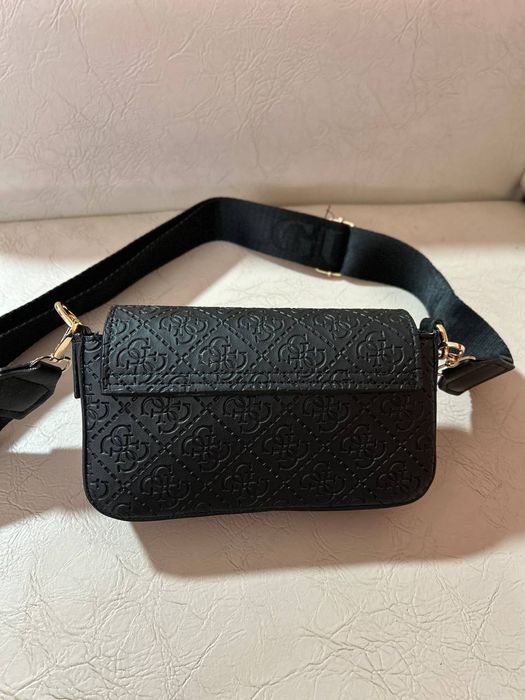 Gentuta Guess
100lei