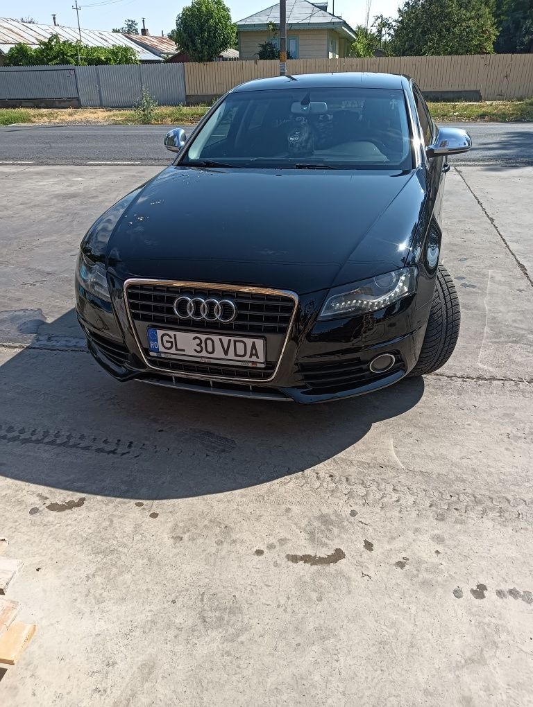 Vând audi A4 b8 2L