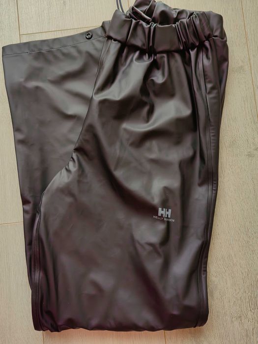 Дамски екипи Nike, HH
