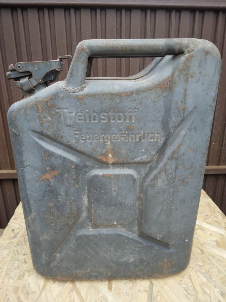 Canistra veche germana, WW2 / Old german Jerry can canister