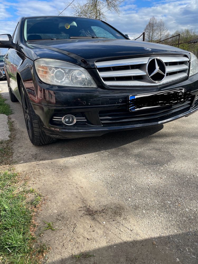 Vând bară față/spate,praguri,oglinzi mercedes w204