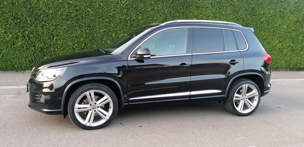 VW Tiguan R-Line