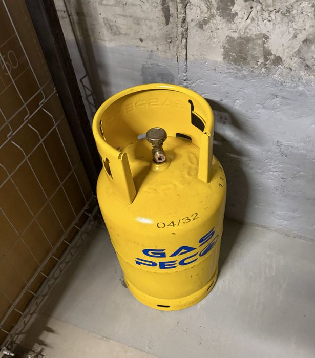 Butelie gaz cu guler