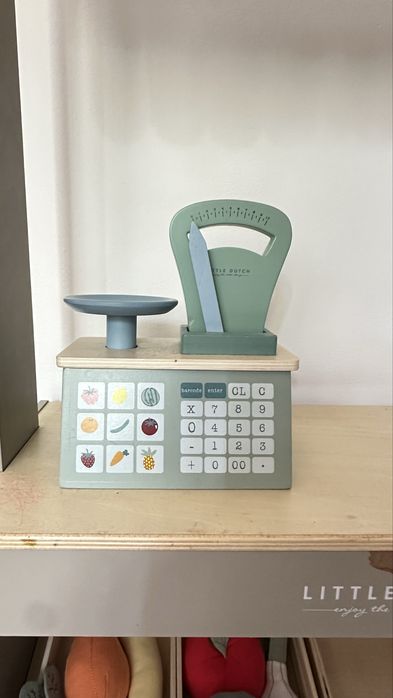 Magazin alimentar Little Dutch + cantar, legume si fructe suplimentar