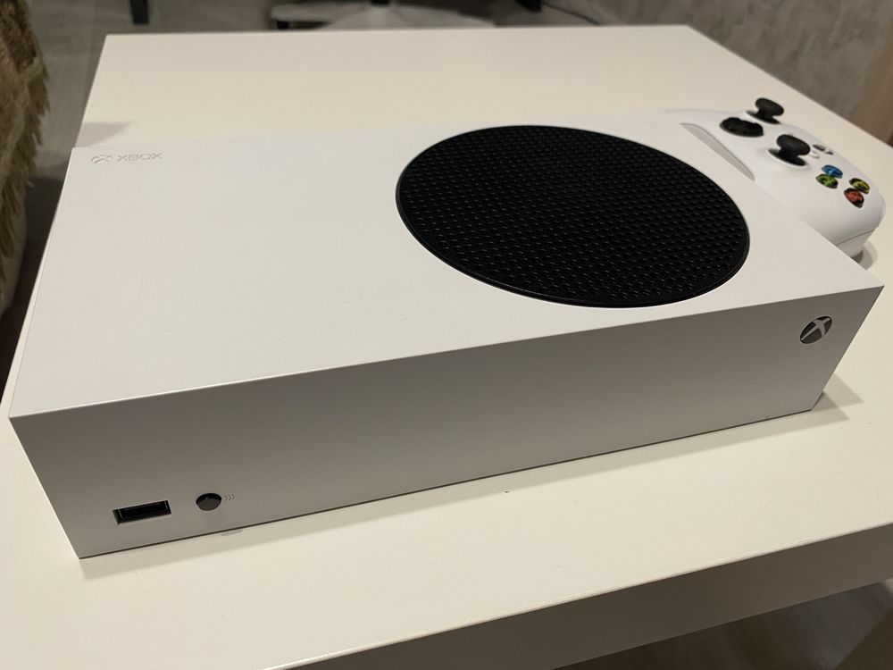 Xbox Series S продам