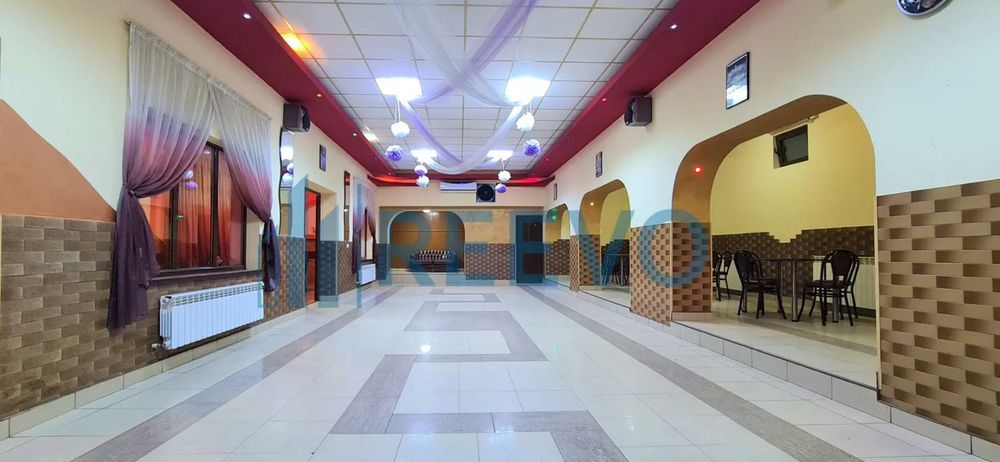 Se vinde Spatiu comercial Savinesti la 10 km Piatra Neamt cu chirias