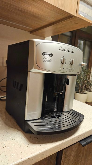 Кофемашина Delonghi Caffè Venezia
