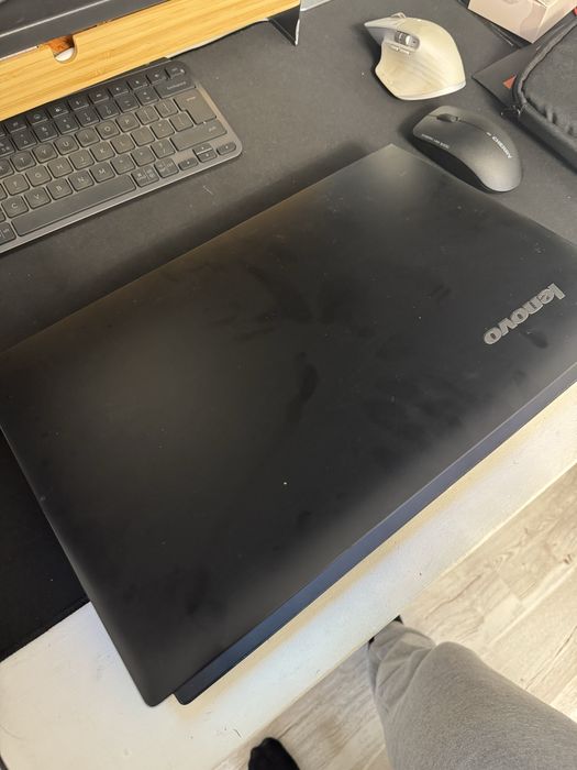 Laptop Lenovo 80EW