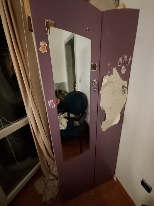 Детски шкаф в добро състояние
