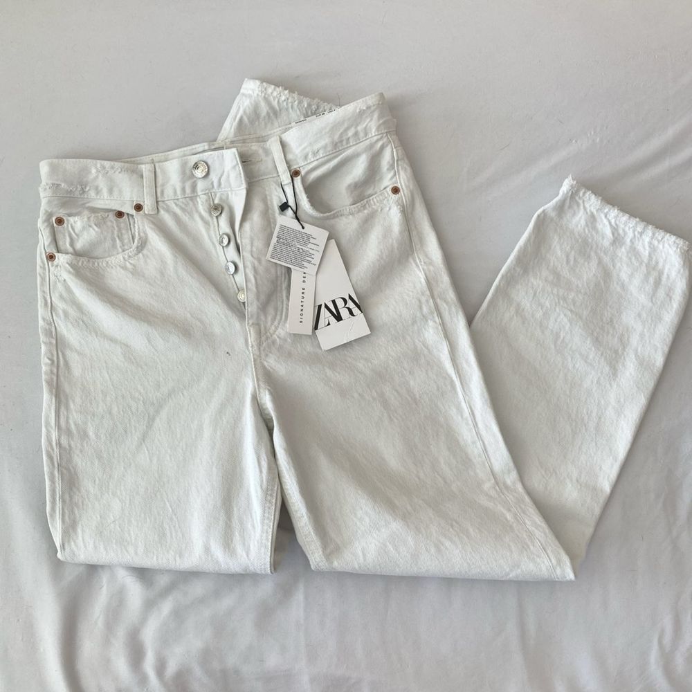 Нови с етикет дънки Zara The Bliss Straight