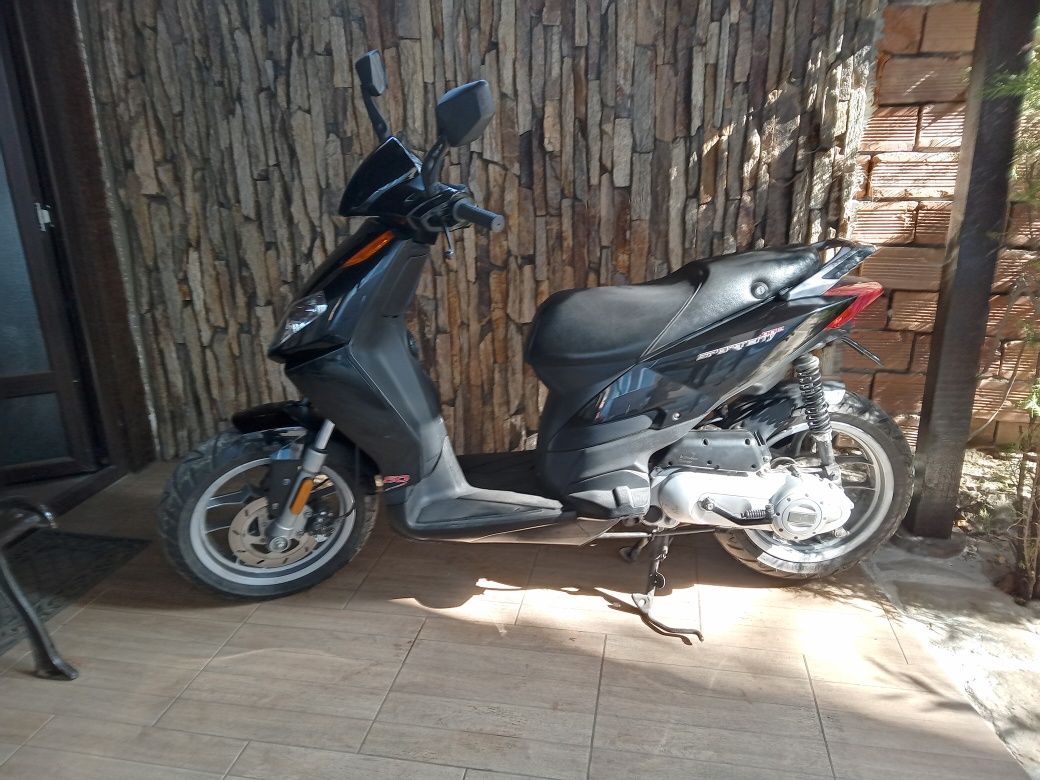 Aprilia Sportcity 50