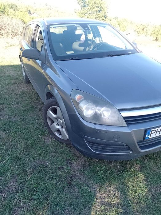 Vând Opel Astra H