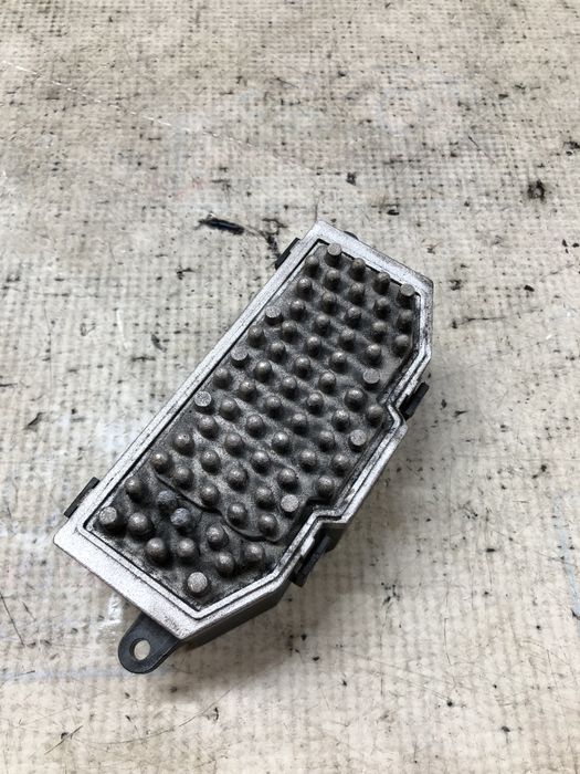 rezistenta aeroterma volkswagen touran 2012