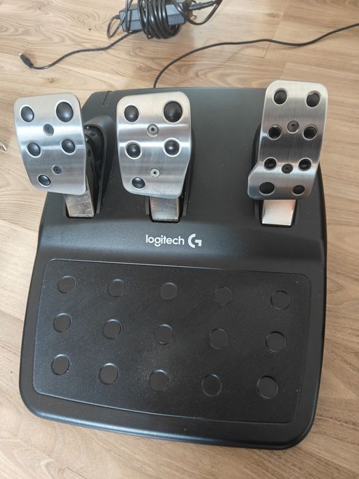 Volan Logitech G920 + schimbator Logitech Driving Force Shifter