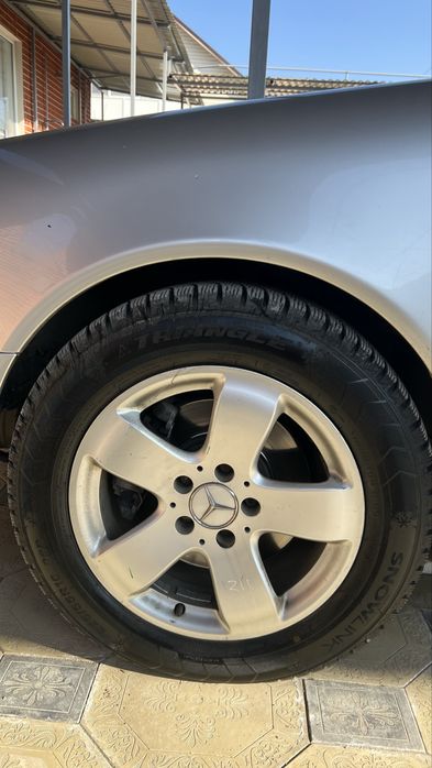 r16 225/55/16 зимний новый 4 шт с дисками привозной