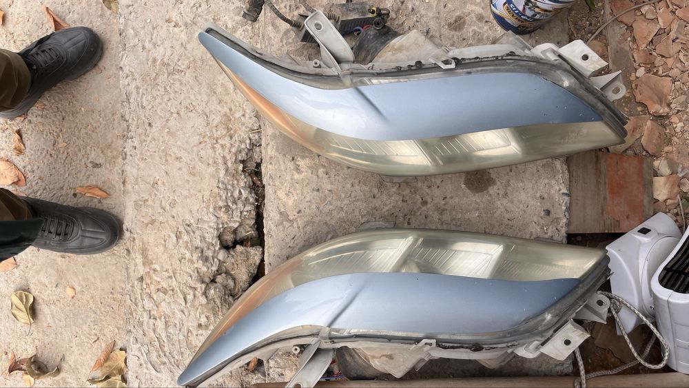 Фары на камри 40 американец