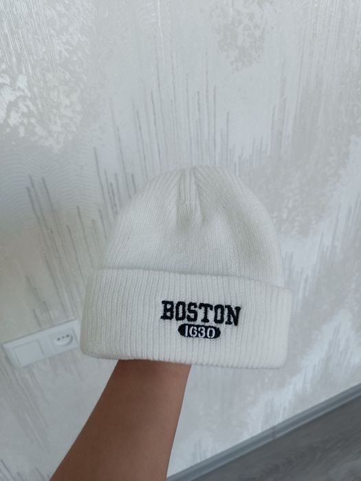 Trendagi Boston shapkalar