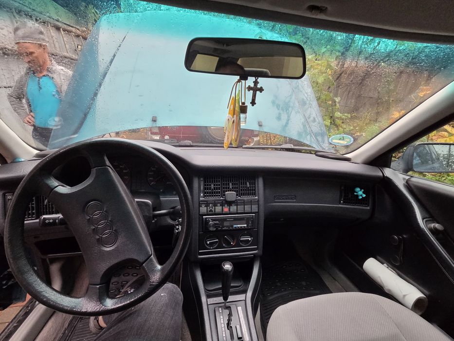 Vând Audi 80 b4 2.0 benzina
