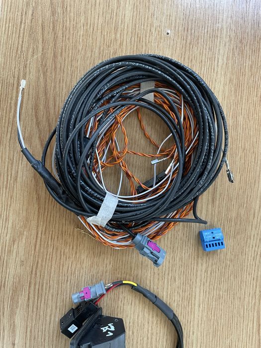 Camera marsarier kit audi a3 8V0827567 B