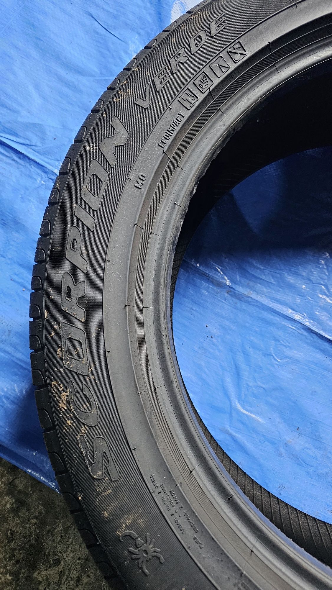 235 55 19 vara pirelli