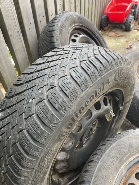 Anvelope/cauciucuri iarna 195/65/15 5x112 vw golf caddy jetta touran