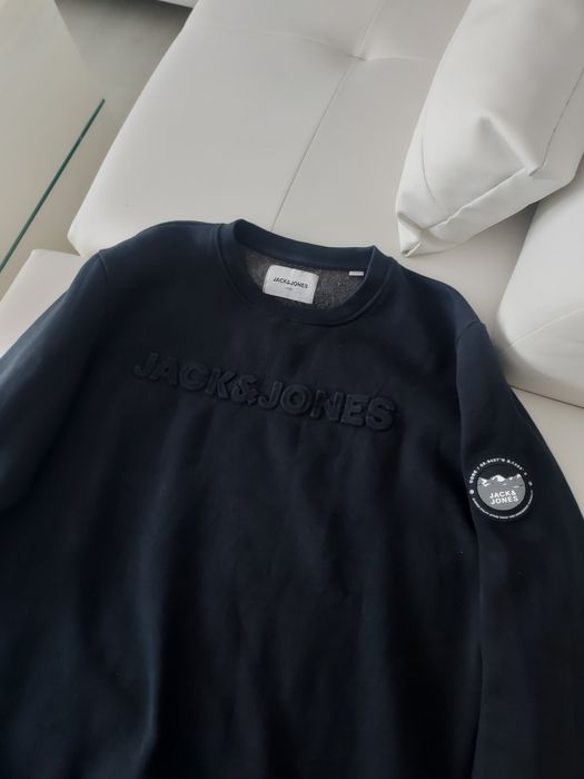 Vând bluza bărbătească, Jack&Jones un  produs de calitate,Mar.L.