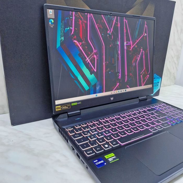 Laptop Gaming ACER Predator Helios 16 i9-13900HX 32GB SSD 1TB  RTX4070