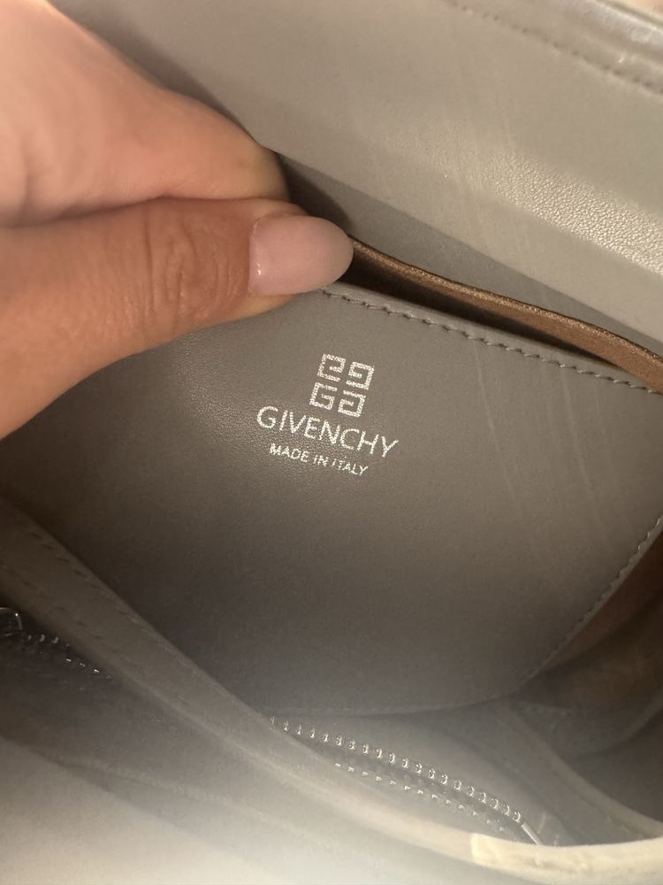 Givenchy gray middle bag
