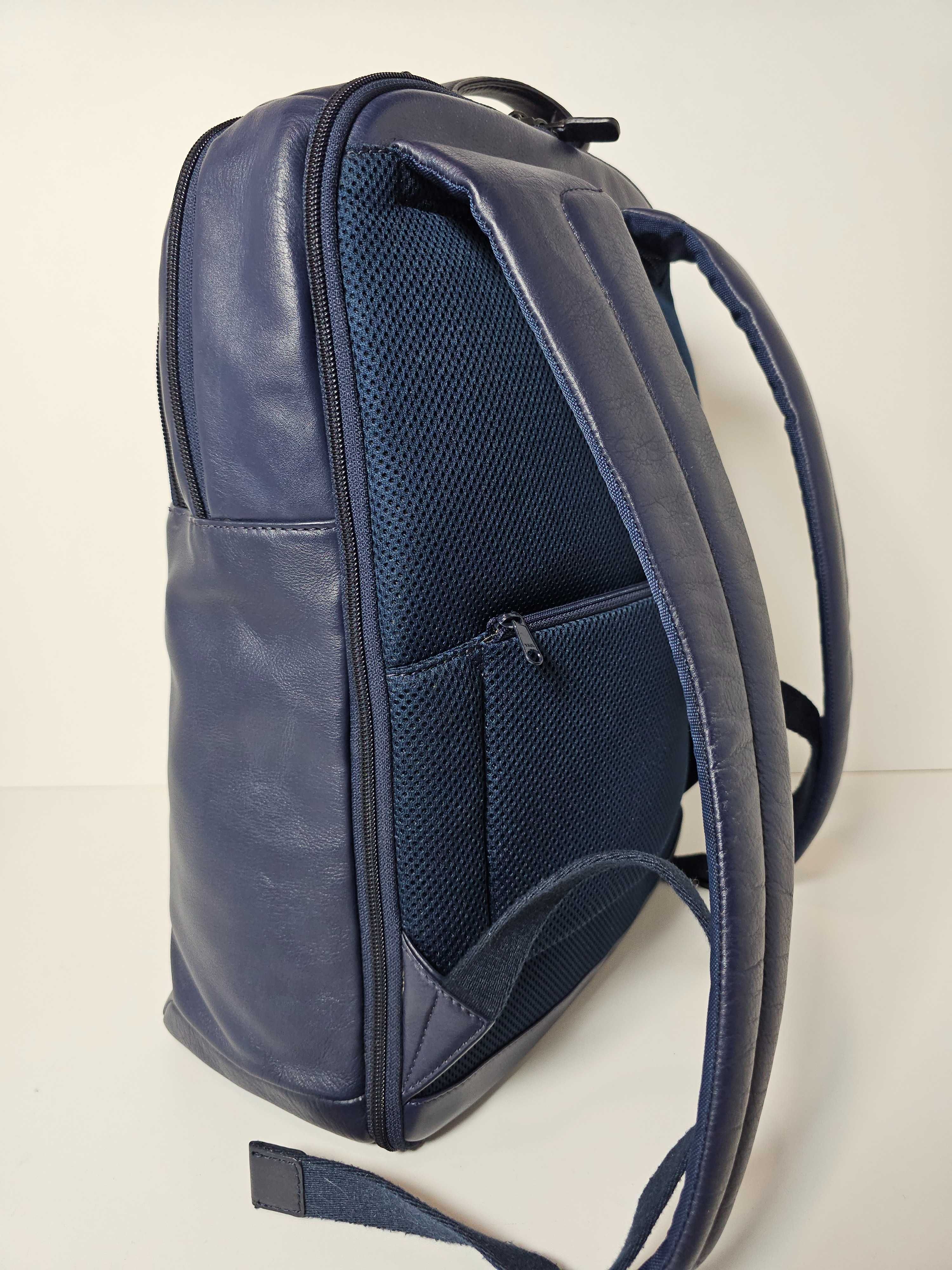 Луксозни Кожени Раници, бизнес чанти- Piquadro, The Chesterfield Brand